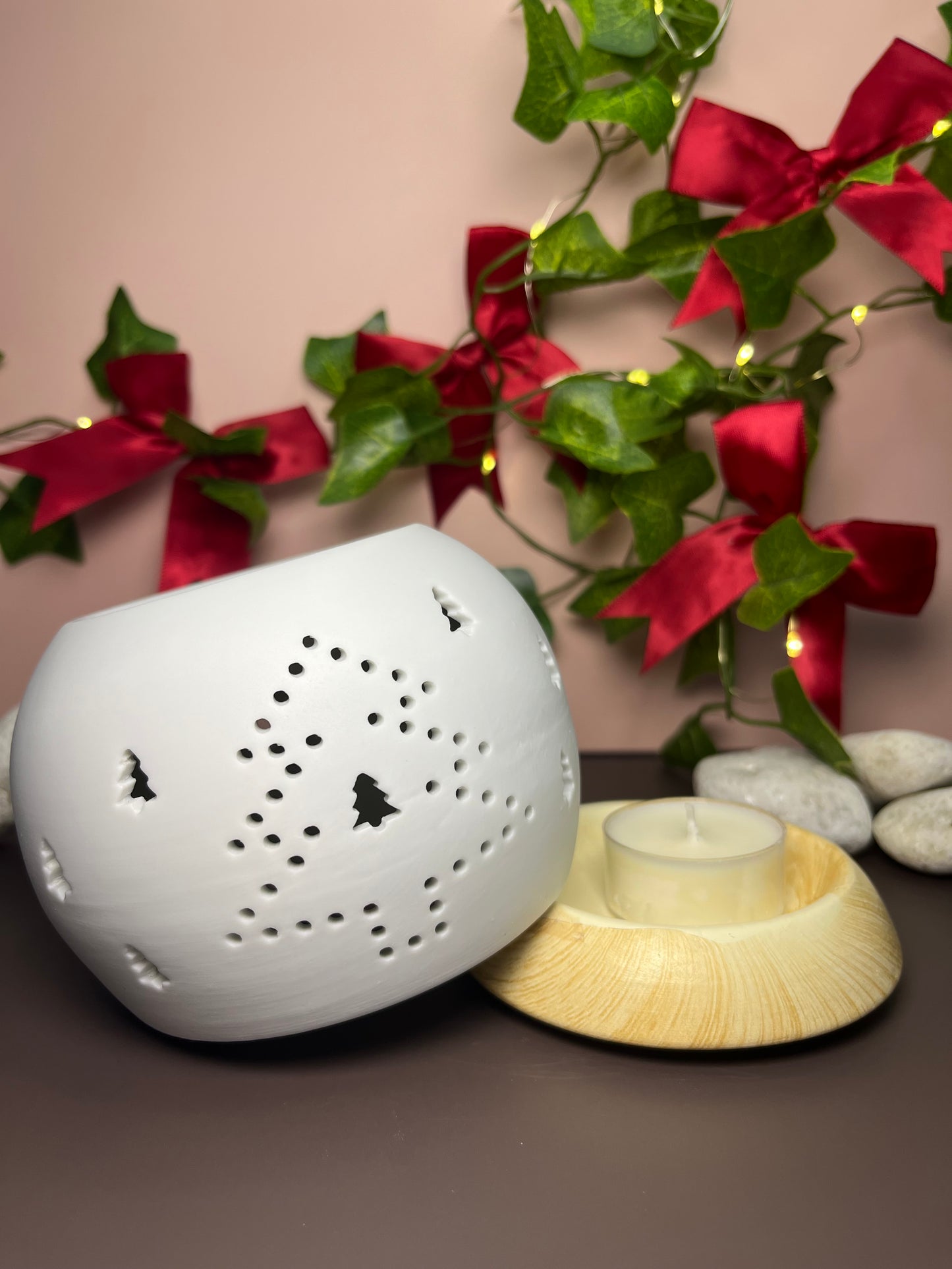 🎄 Quemador de Cera Calado “Winter Glow” 🕯️✨