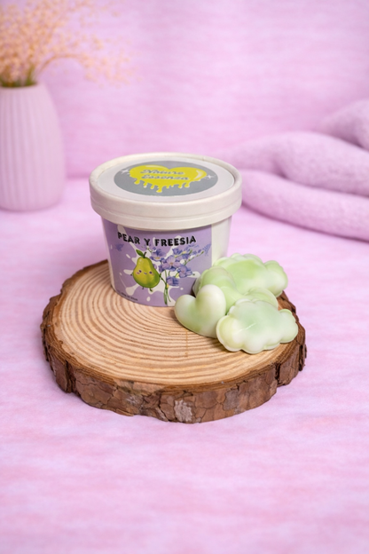 ✨Wax melts “ Pear & Freesia “ 🍐