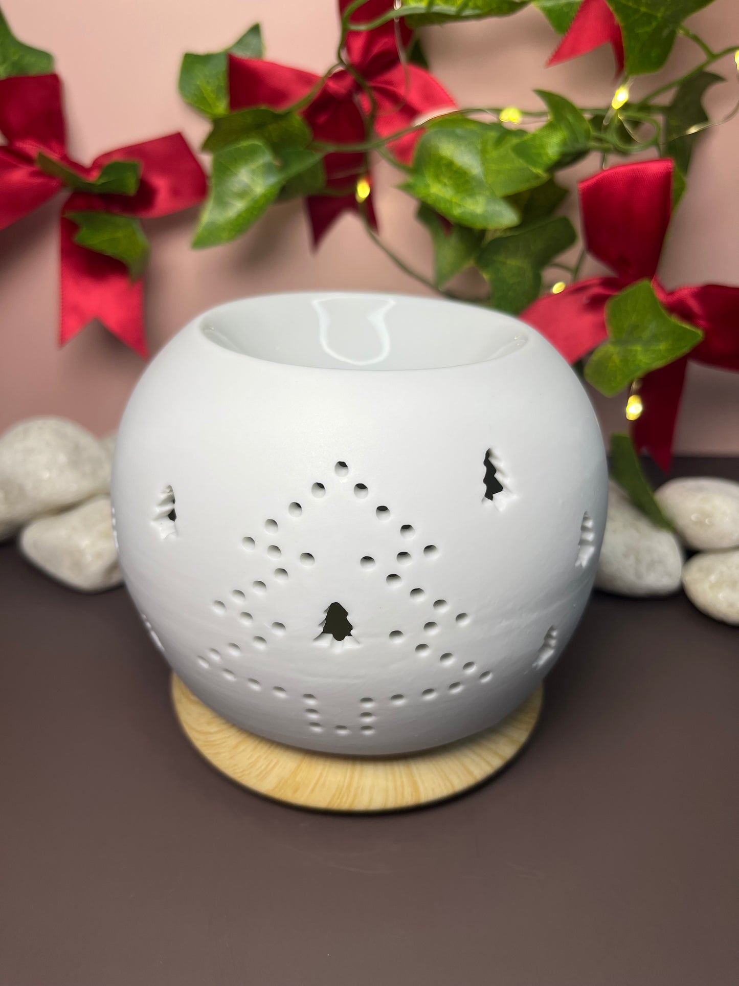 🎄 Quemador de Cera Calado “Winter Glow” 🕯️✨